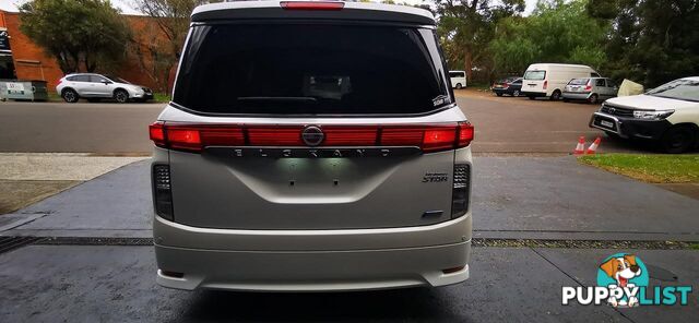 2012 NISSAN ELGRAND HIGHWAY STAR  COMMERCIAL