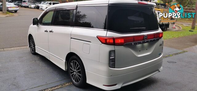 2012 NISSAN ELGRAND HIGHWAY STAR  COMMERCIAL