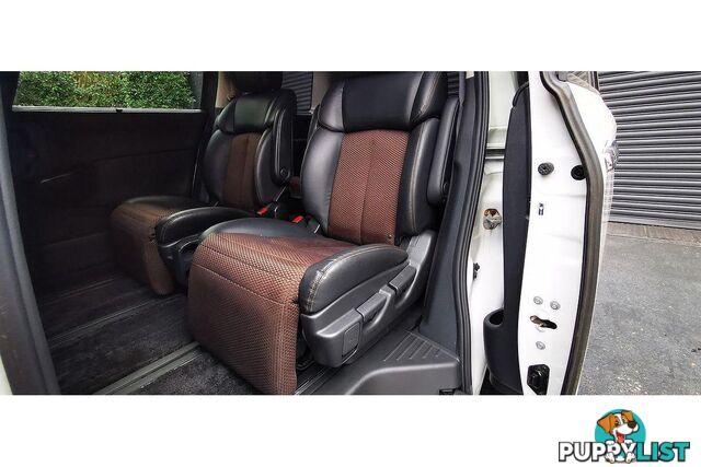 2012 NISSAN ELGRAND   OTHERCAR