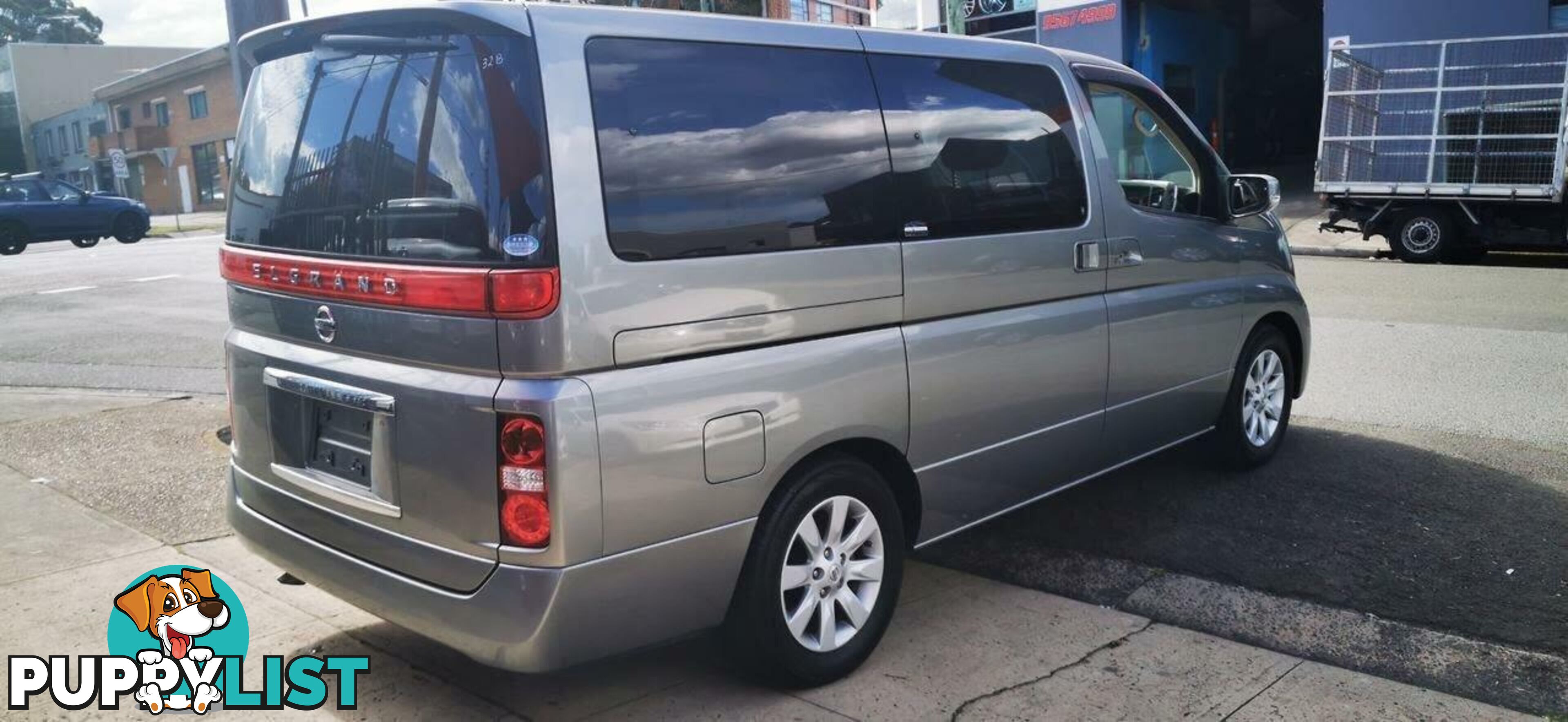 2005 NISSAN ELGRAND X  -