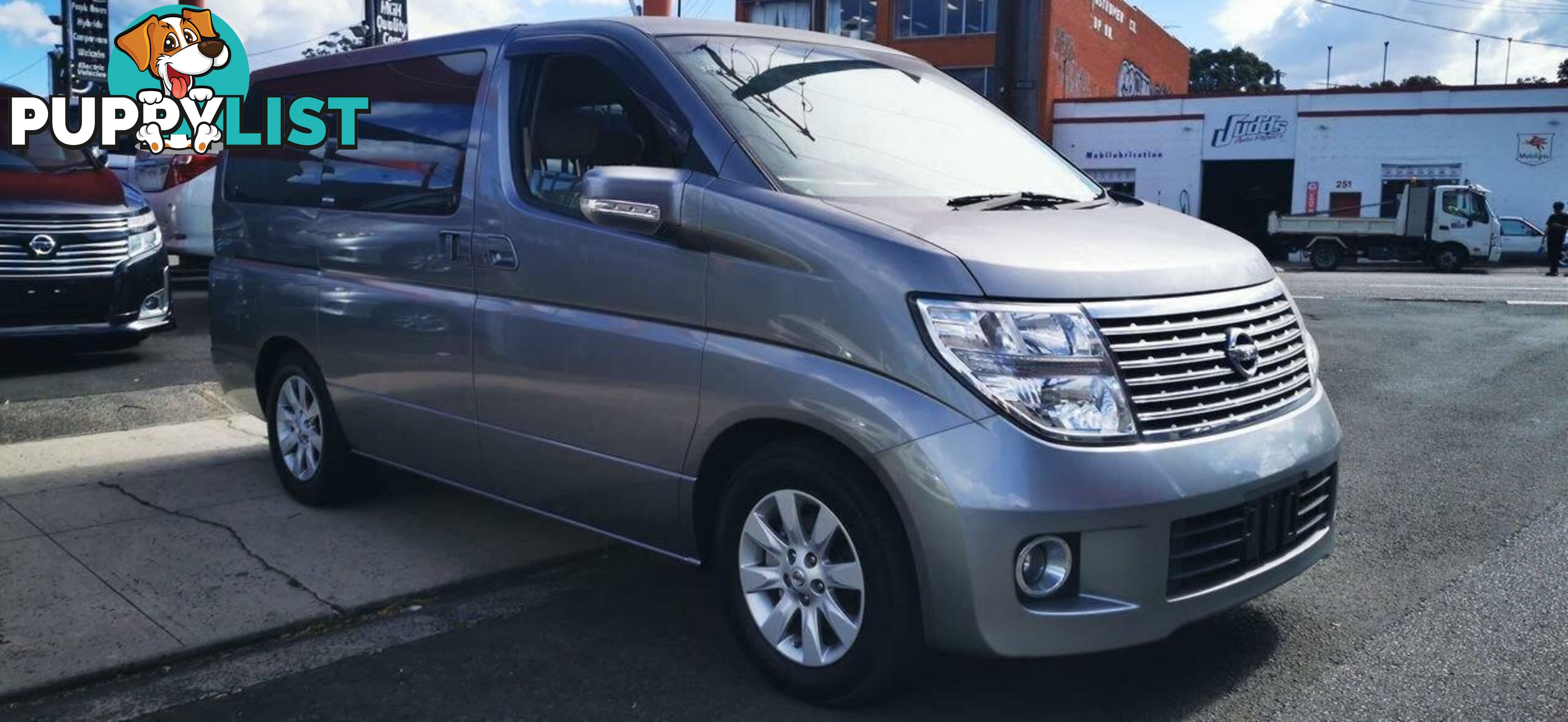 2005 NISSAN ELGRAND X  -