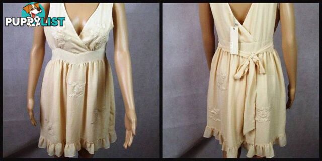 New Women's Lily WhyT Sleeveless Dress - Floral Cream - Size 10