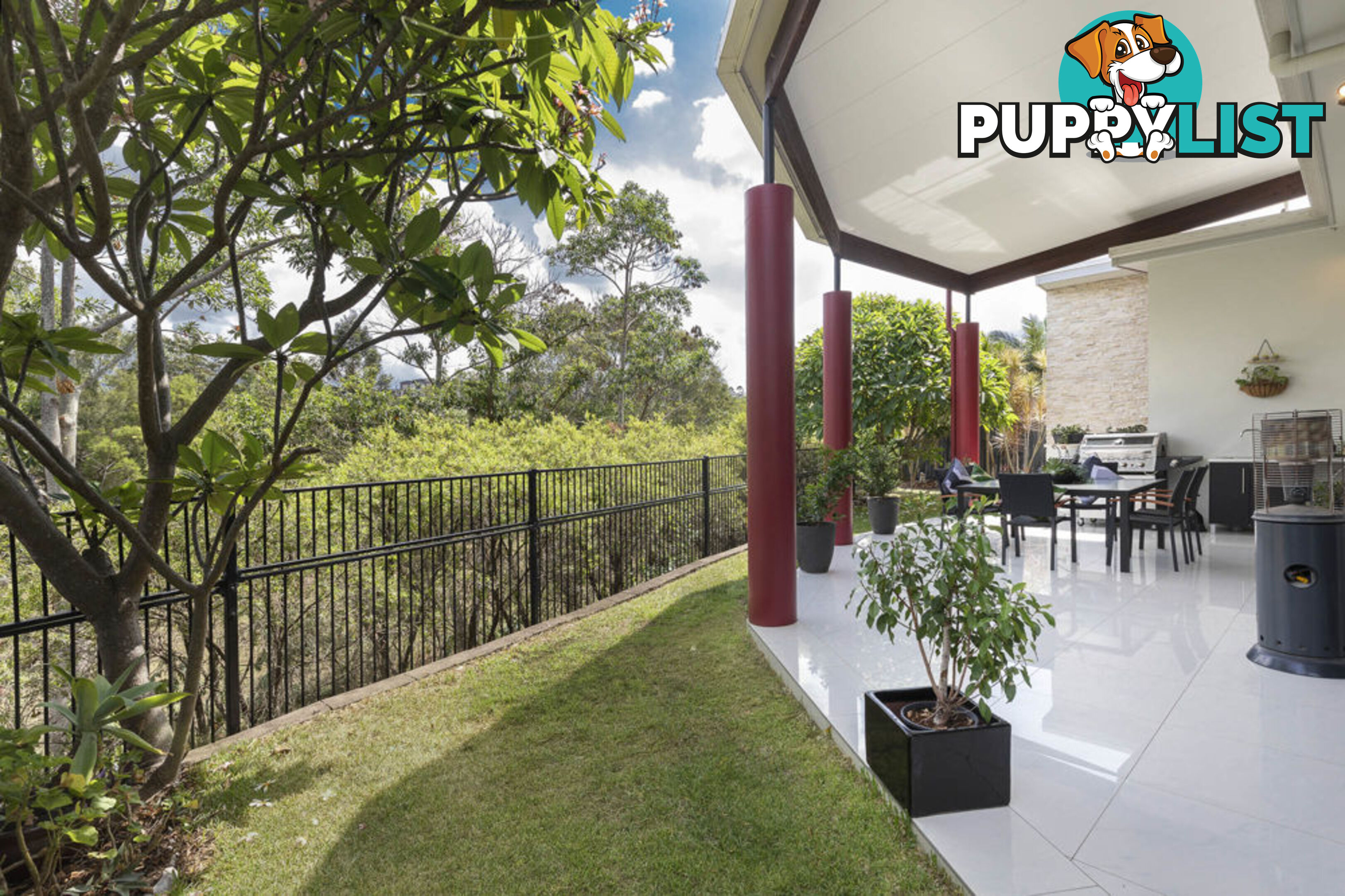 15 Brinley Place SINNAMON PARK QLD 4073