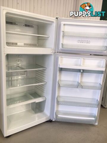 517l Westinghouse fridge freezer DELIVERY WARRANTY