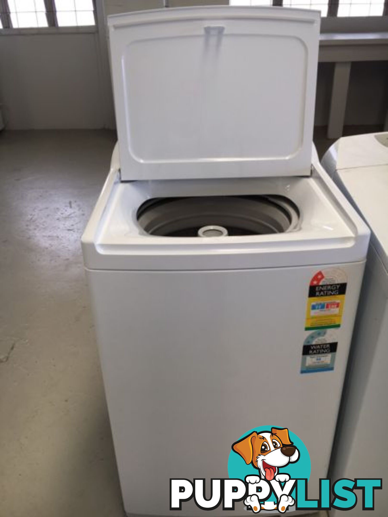 Nearly new 8.0kg Fisher&Paykel washing machine DELIVERY WARRANTY