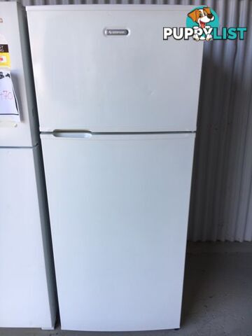 390l Simpson fridge freezer DELIVERY WARRANTY