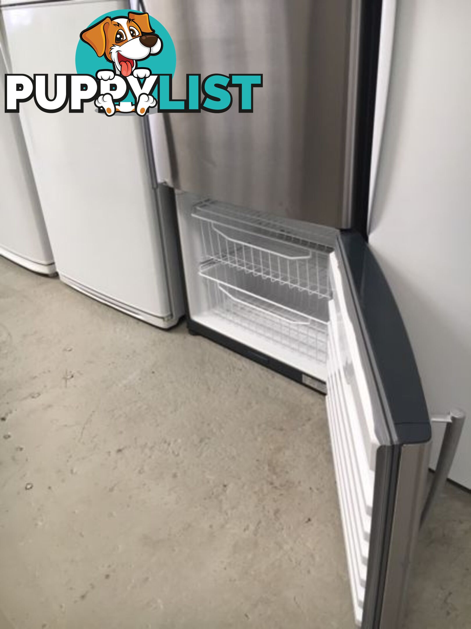 519l Fisher&Paykel fridge freezer DELIVERY WARRANTY