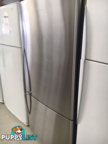 519l Fisher&Paykel fridge freezer DELIVERY WARRANTY