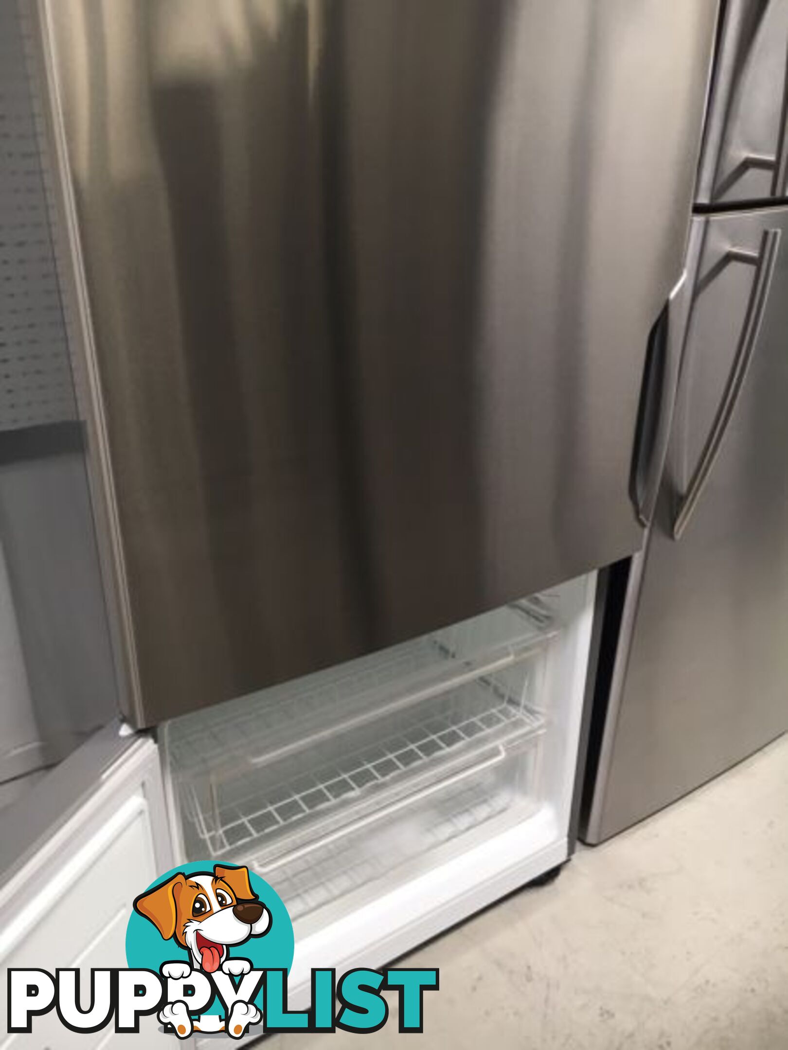 Beautiful 510l Electrolux fridge freezer DELIVERY WARRANTY