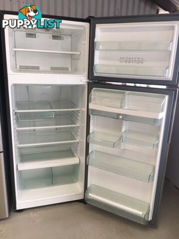 440l Westinghouse fridge freezer DELIVERY WARRANTY