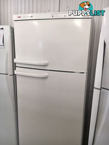 467l Bosch fridge freezer DELIVERY WARRANTY