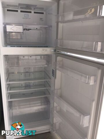 Late model 422l Lg fridge freezer DELIVERY WARRANTY