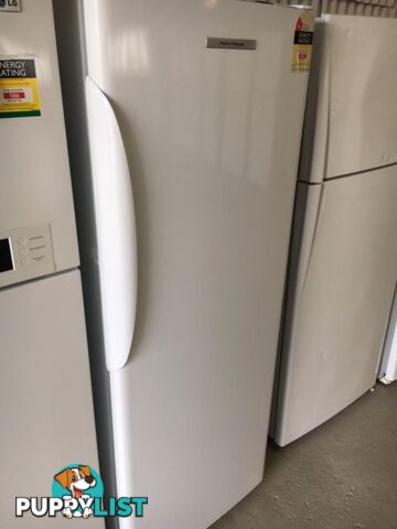 389l Fisher&Paykel upright freezer DELIVERY WARRANTY