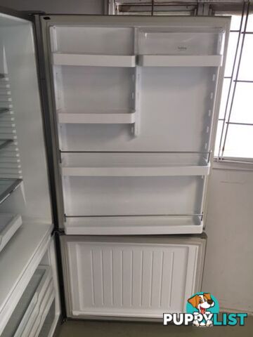 519l Fisher&Paykel fridge freezer DELIVERY WARRANTY