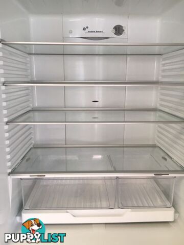 519l Fisher&Paykel fridge freezer DELIVERY WARRANTY