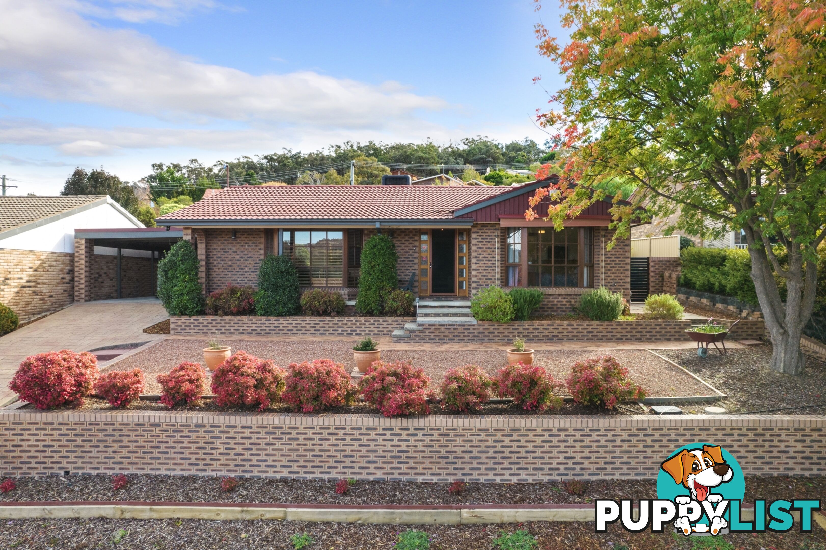 9 Max Henry Crescent MACARTHUR ACT 2904