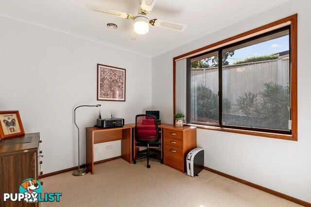 9 Max Henry Crescent MACARTHUR ACT 2904