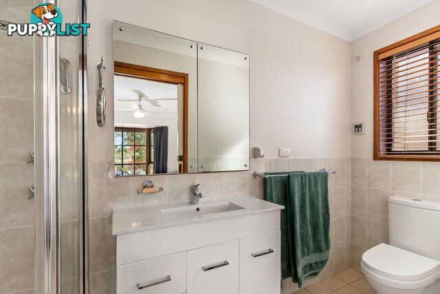 9 Max Henry Crescent MACARTHUR ACT 2904