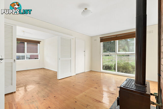 12 Wylly Place HUGHES ACT 2605