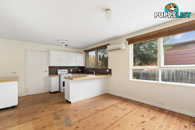 12 Wylly Place HUGHES ACT 2605