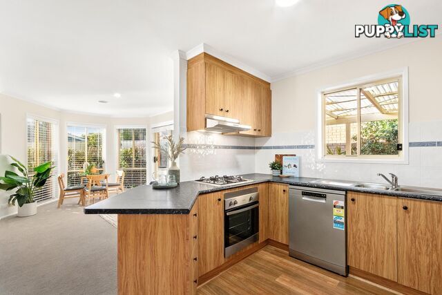 10 Whitford Place CONDER ACT 2906