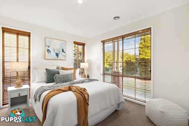 10 Whitford Place CONDER ACT 2906