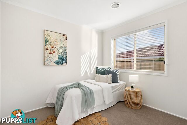 10 Whitford Place CONDER ACT 2906