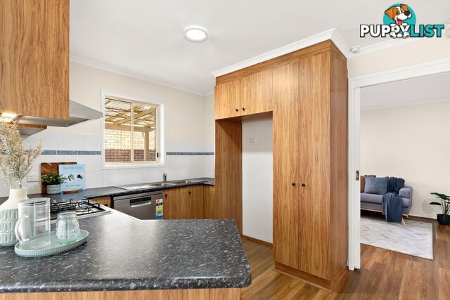 10 Whitford Place CONDER ACT 2906
