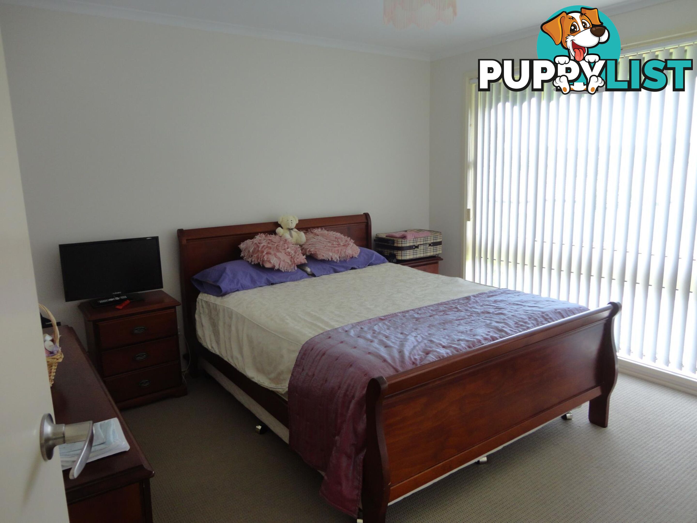 24 Bolton Street BATEAU BAY NSW 2261