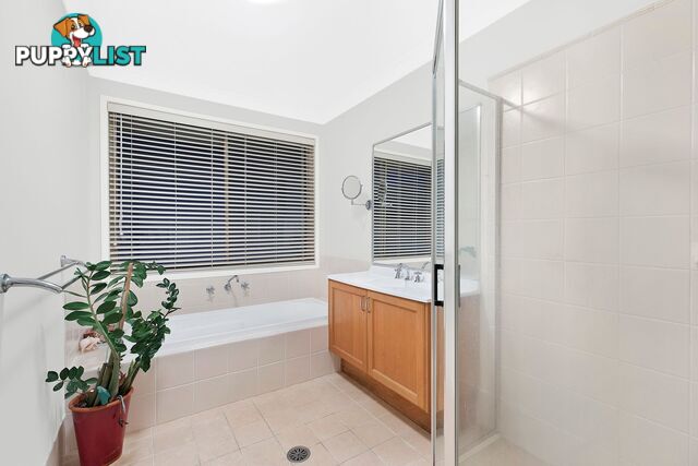 11 Passage Road BATEAU BAY NSW 2261