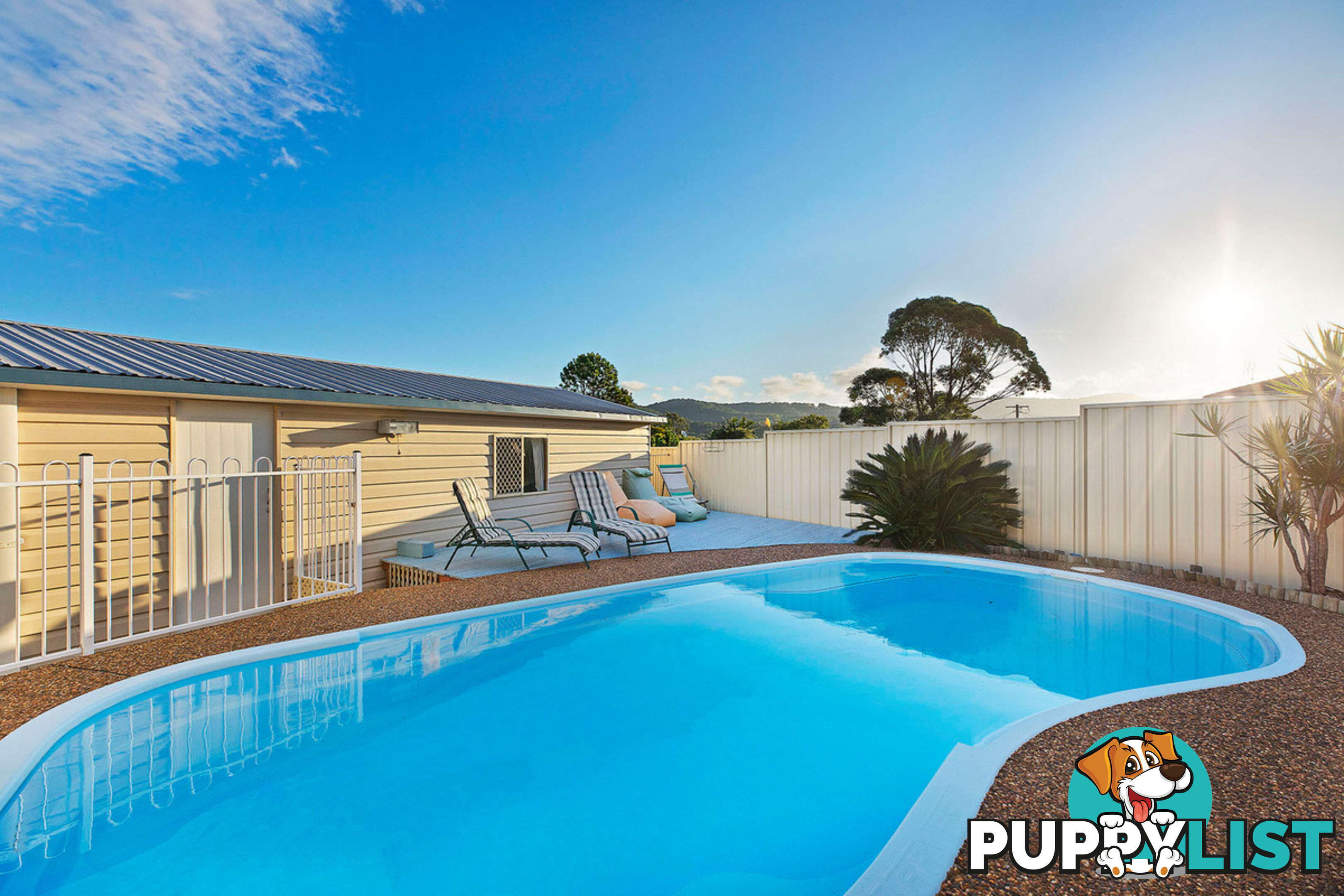 9 Peta Close BATEAU BAY NSW 2261