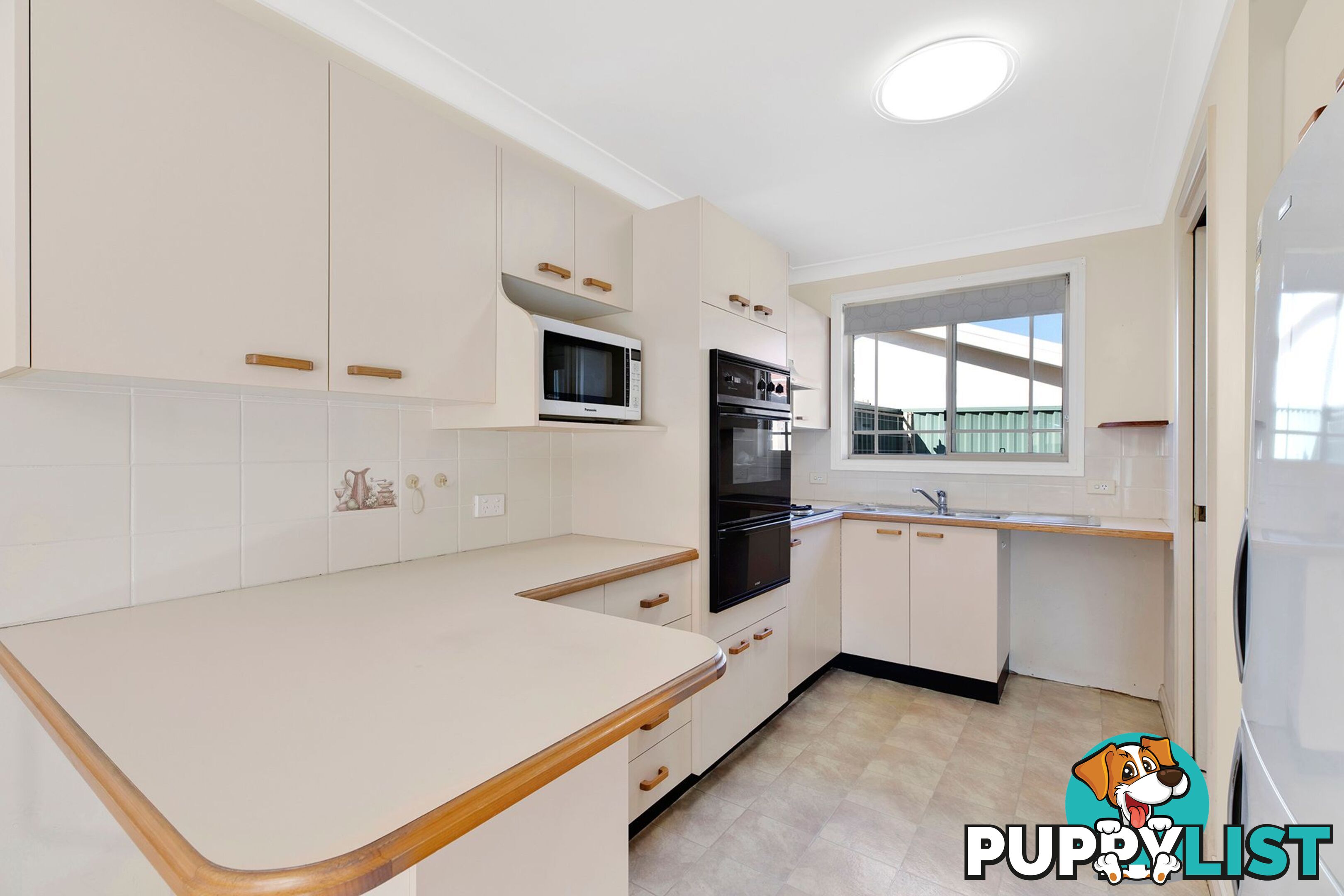 2/1 Karooah Avenue BLUE BAY NSW 2261