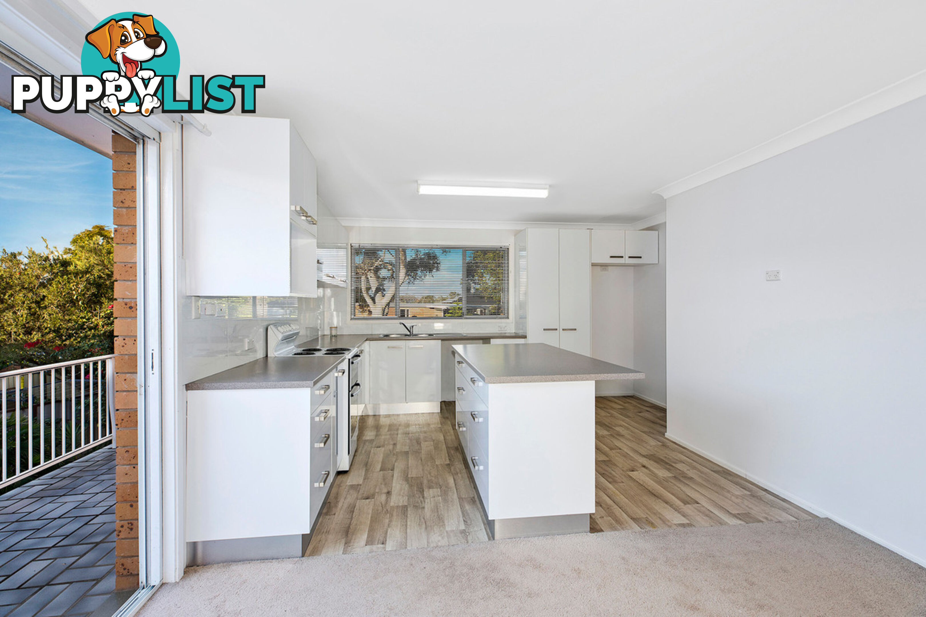 8 Promenade Avenue BATEAU BAY NSW 2261