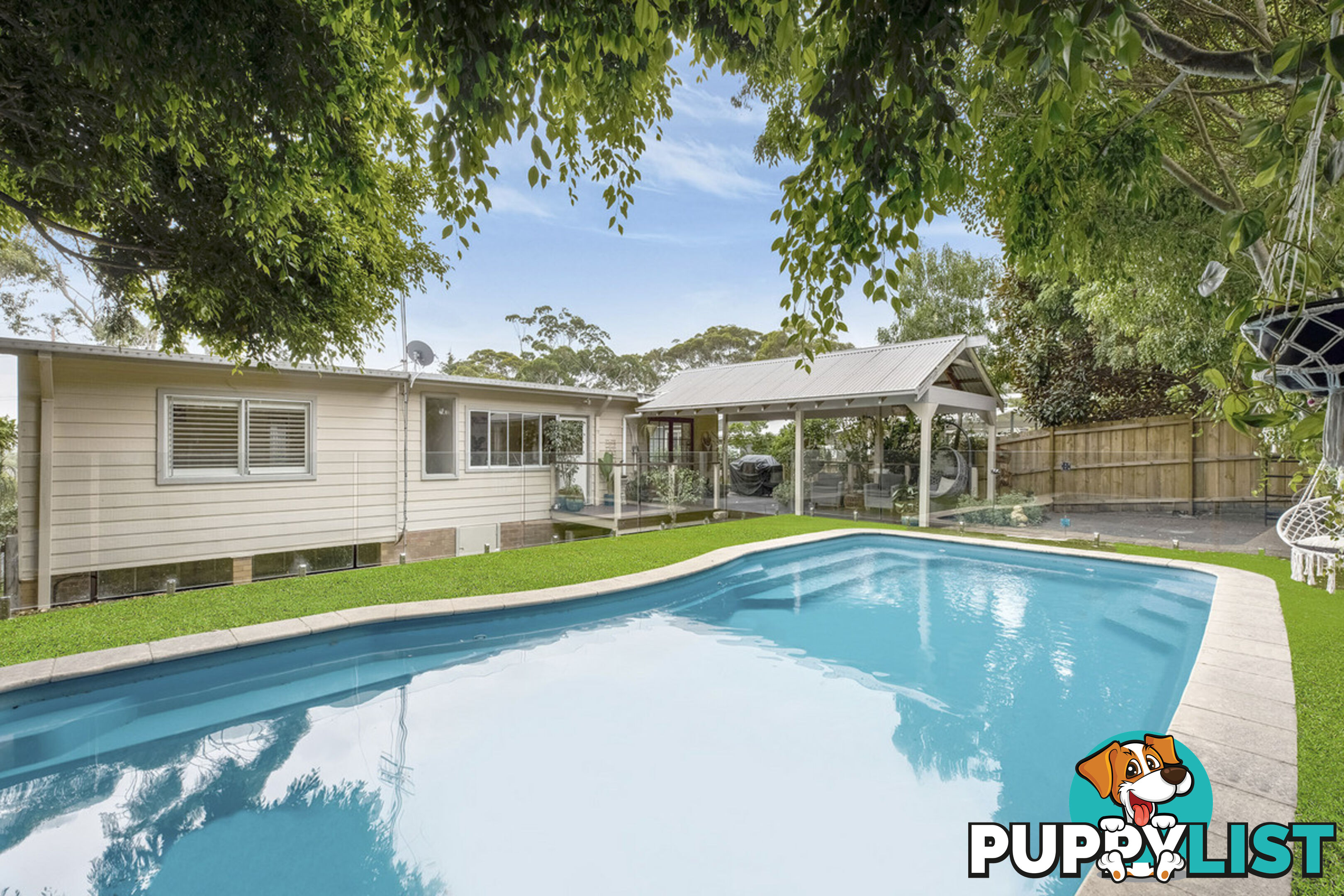 17 Sycamore Avenue BATEAU BAY nsw 2261