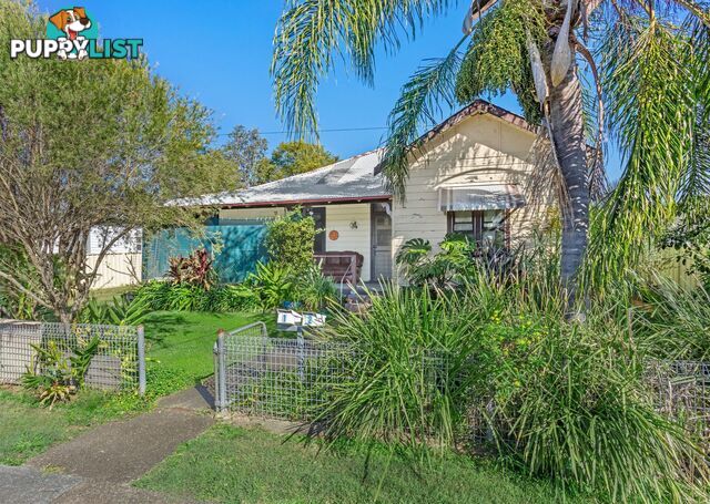 16 Boyce Street TAREE NSW 2430