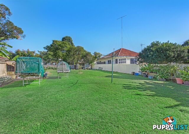 16 Boyce Street TAREE NSW 2430