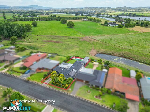 19 Petken Drive TAREE NSW 2430