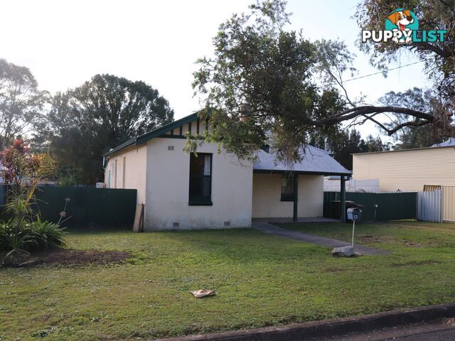 13 Railway Street TAREE NSW 2430