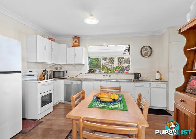 6 Arthur Avenue TAREE NSW 2430