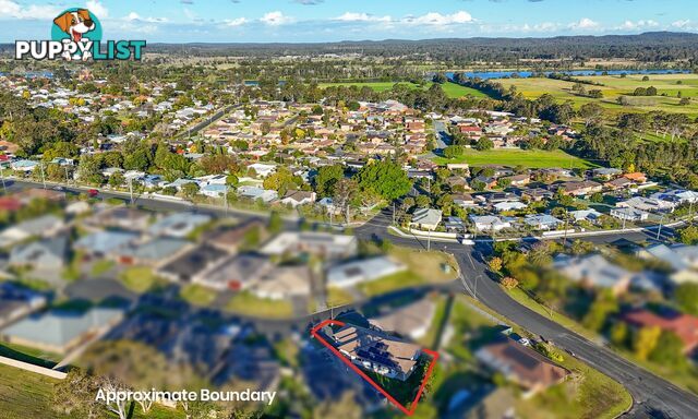 4 Stirling Place TAREE NSW 2430