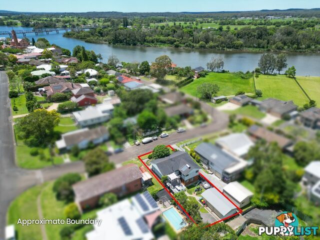 4 West End Avenue TAREE NSW 2430