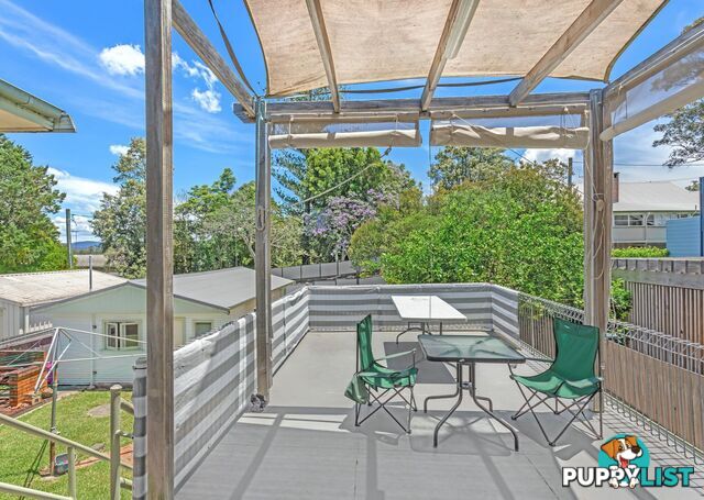 4 West End Avenue TAREE NSW 2430