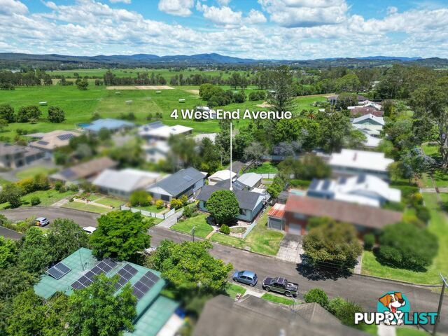 4 West End Avenue TAREE NSW 2430