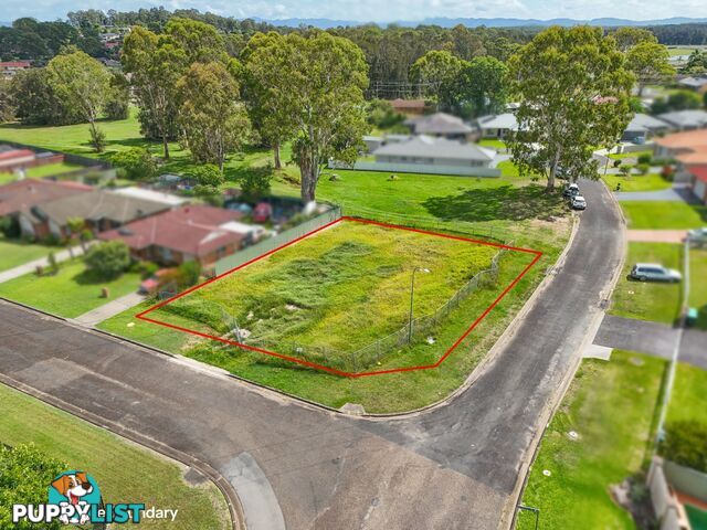 2 Sundara Close TAREE NSW 2430