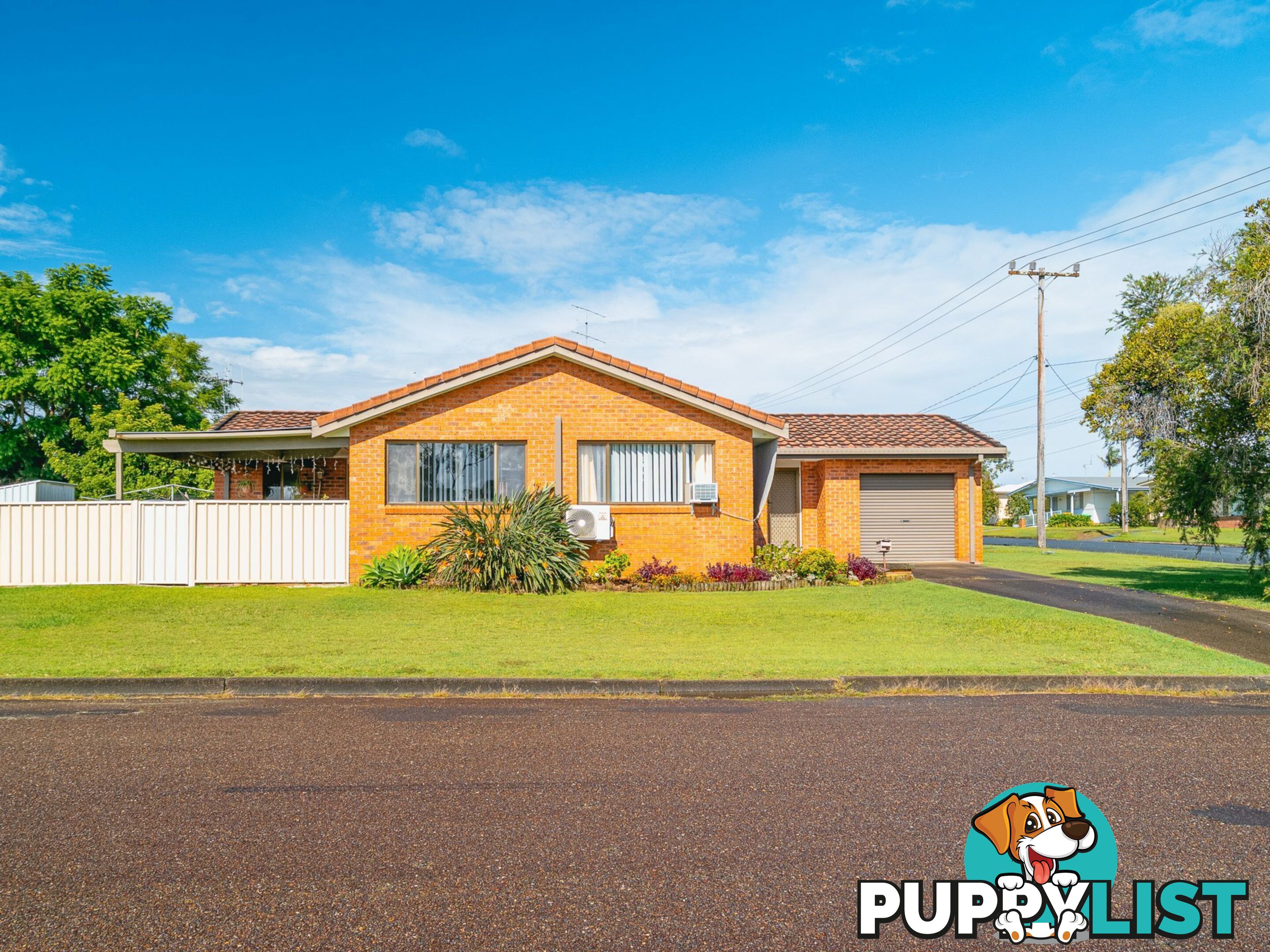 1 Court Place TAREE NSW 2430