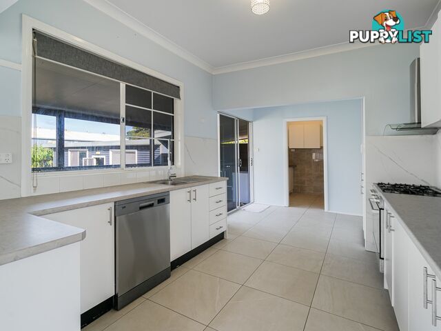 37 Bruntnell Street TAREE NSW 2430