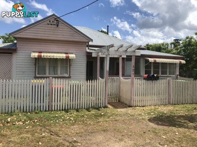 2/121 Cornwall Street TAREE NSW 2430