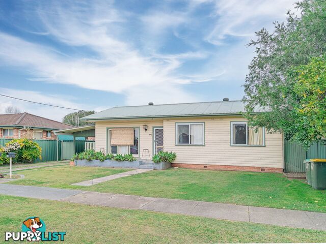 40 & 40A Stevenson Street TAREE NSW 2430