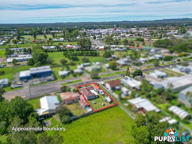 5 Cornwall Street TAREE NSW 2430