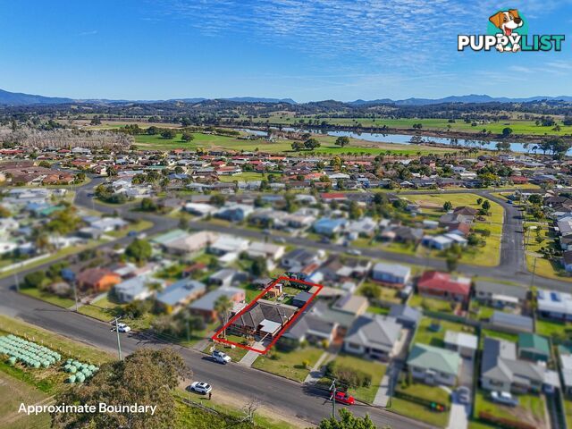 87 Edinburgh Drive TAREE NSW 2430